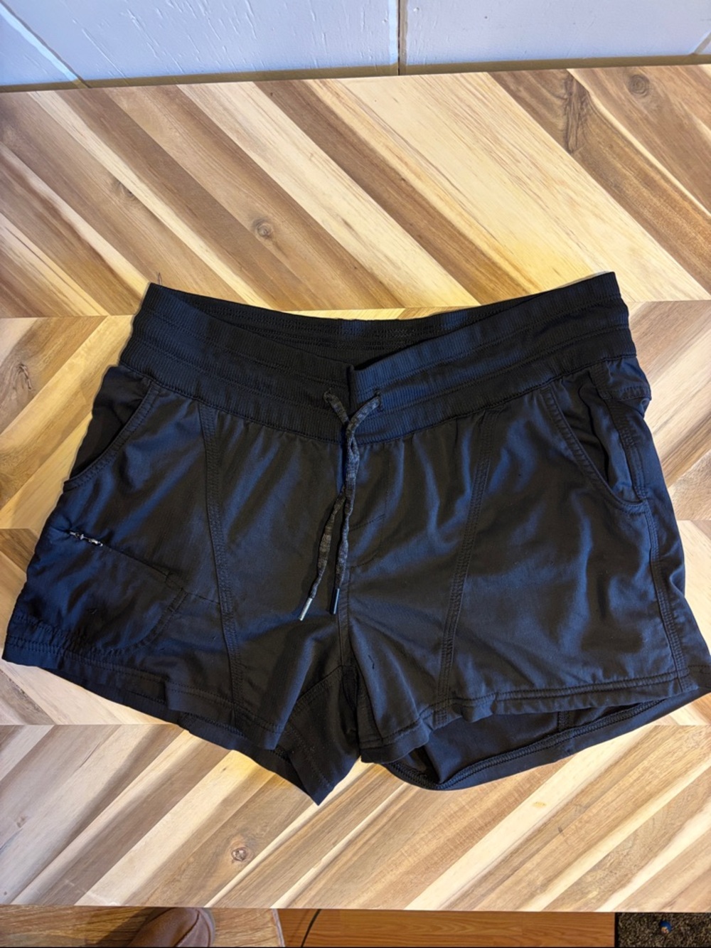 The North Face Women's Aphrodite 2.0 Shorts